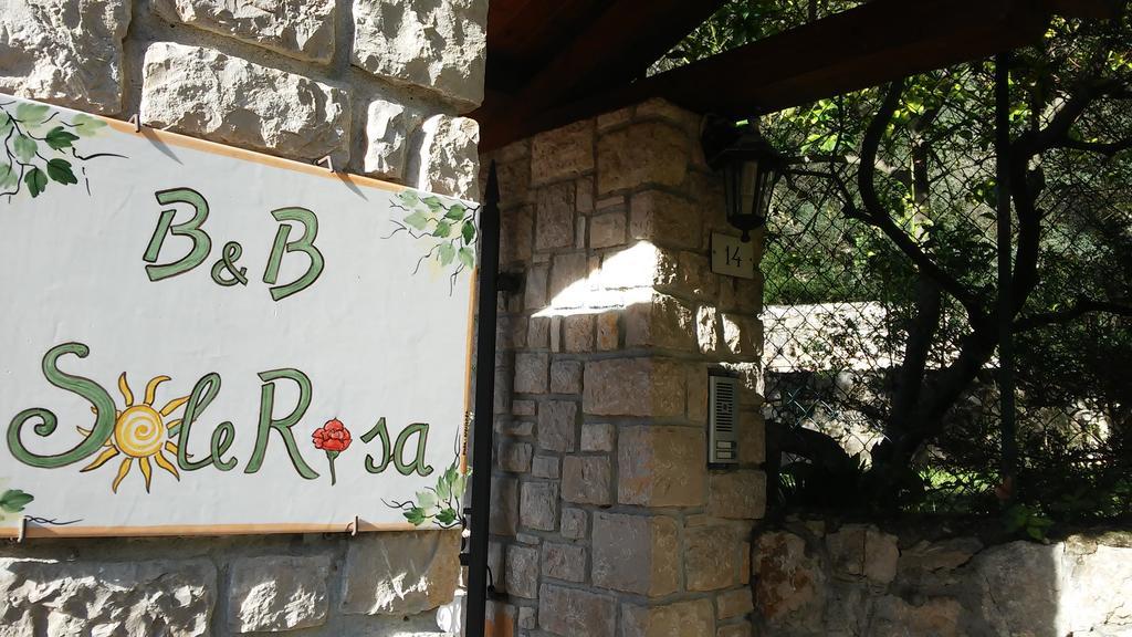Solerosa Bed & Breakfast Fondi Ngoại thất bức ảnh