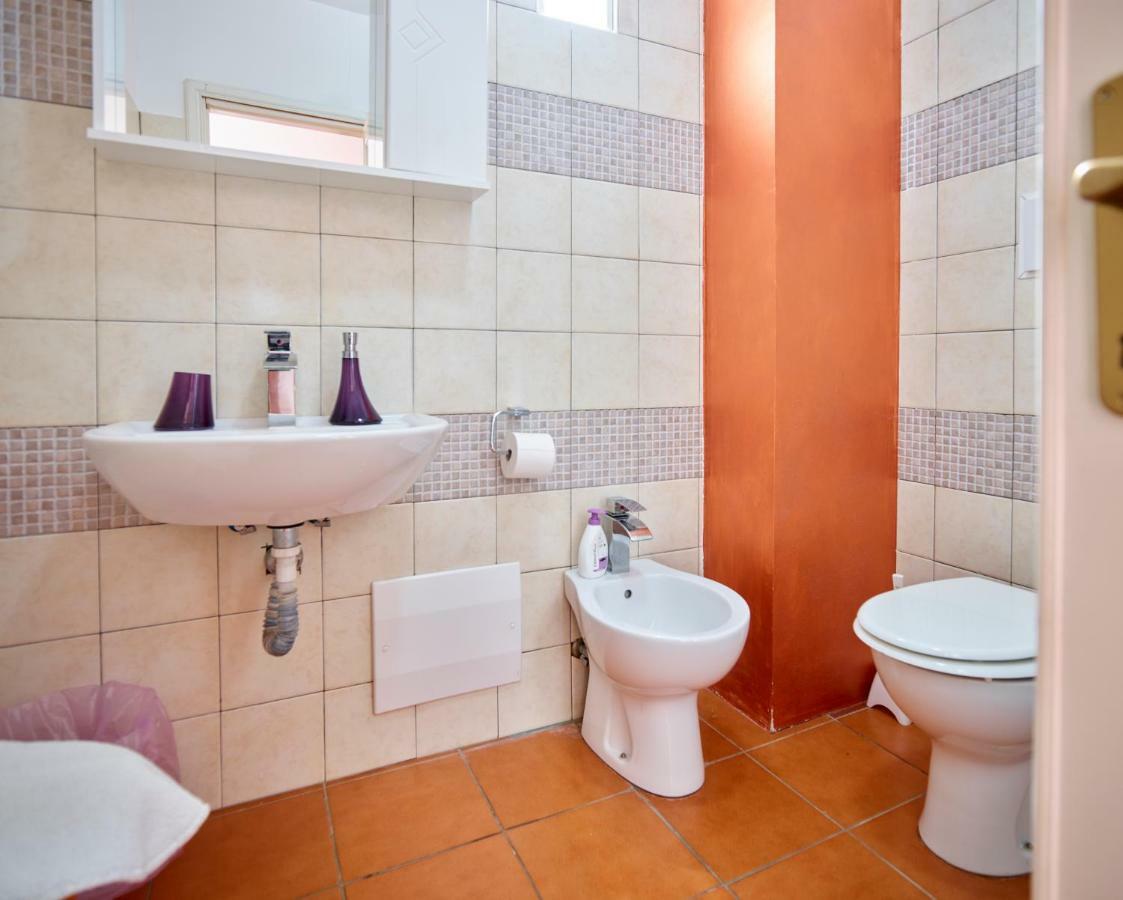 Solerosa Bed & Breakfast Fondi Ngoại thất bức ảnh