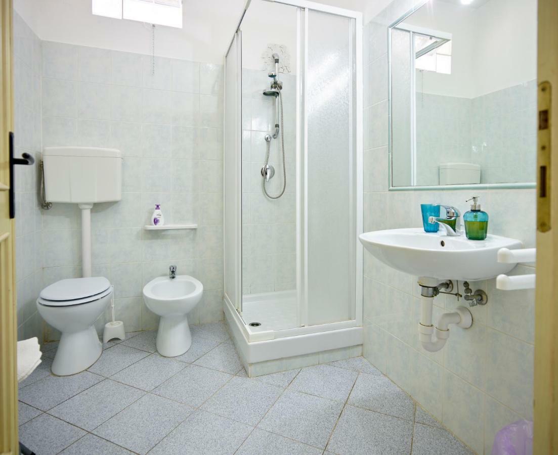 Solerosa Bed & Breakfast Fondi Ngoại thất bức ảnh